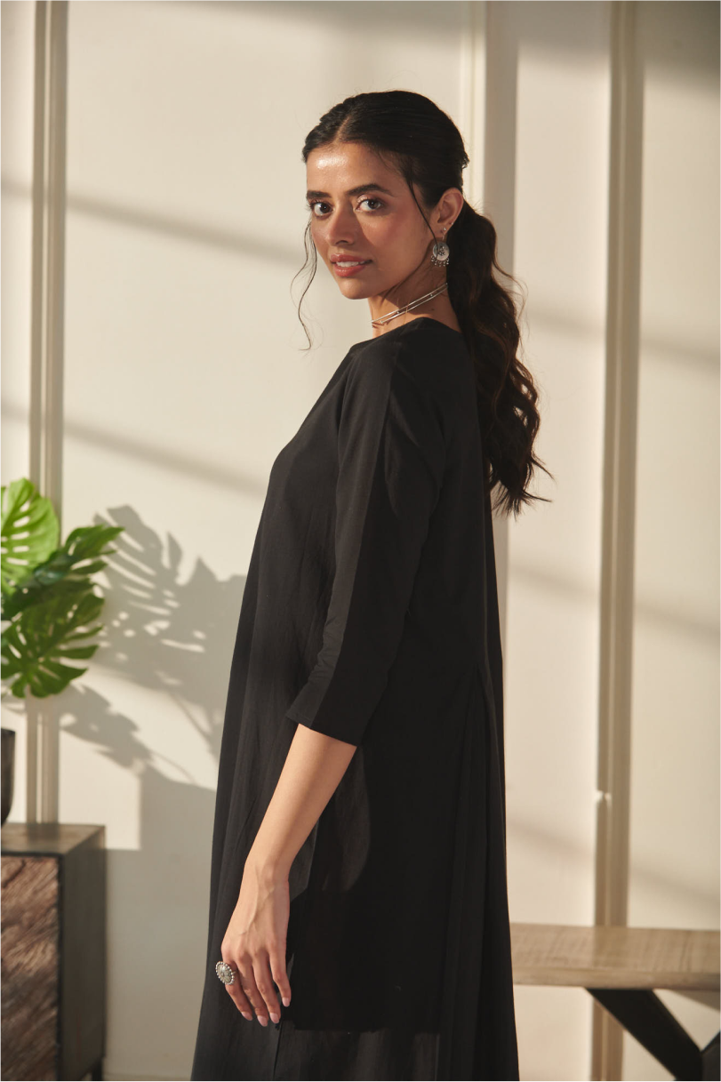 Nehmat Oversized Kurta Dress - Black