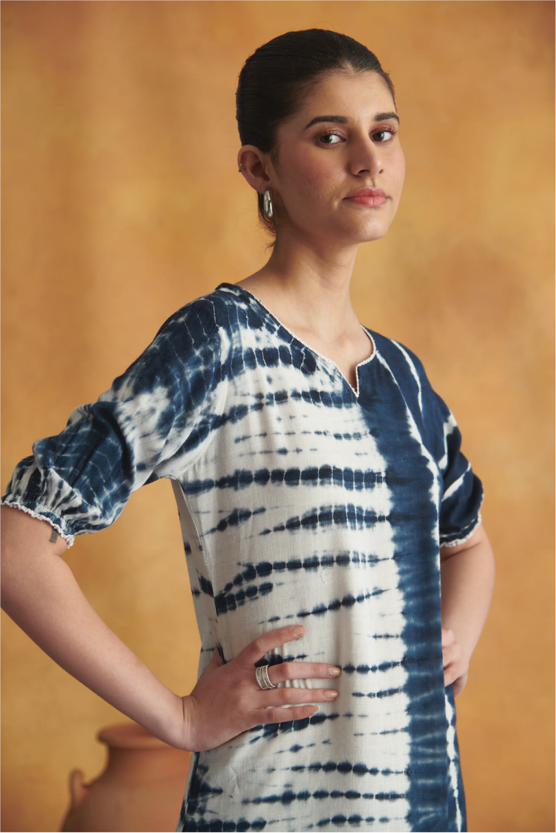 Kaia Lounge Set - Off white & Blue