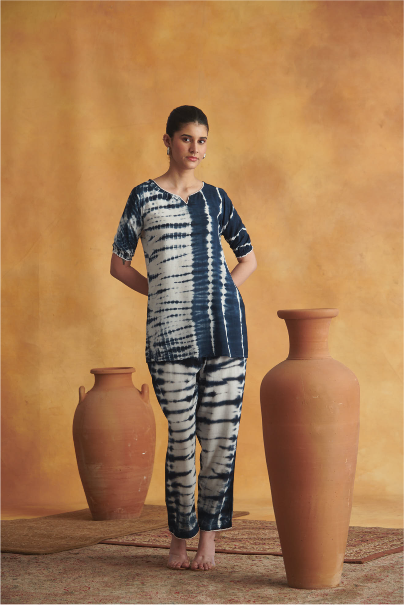 Kaia Lounge Set - Off white & Blue
