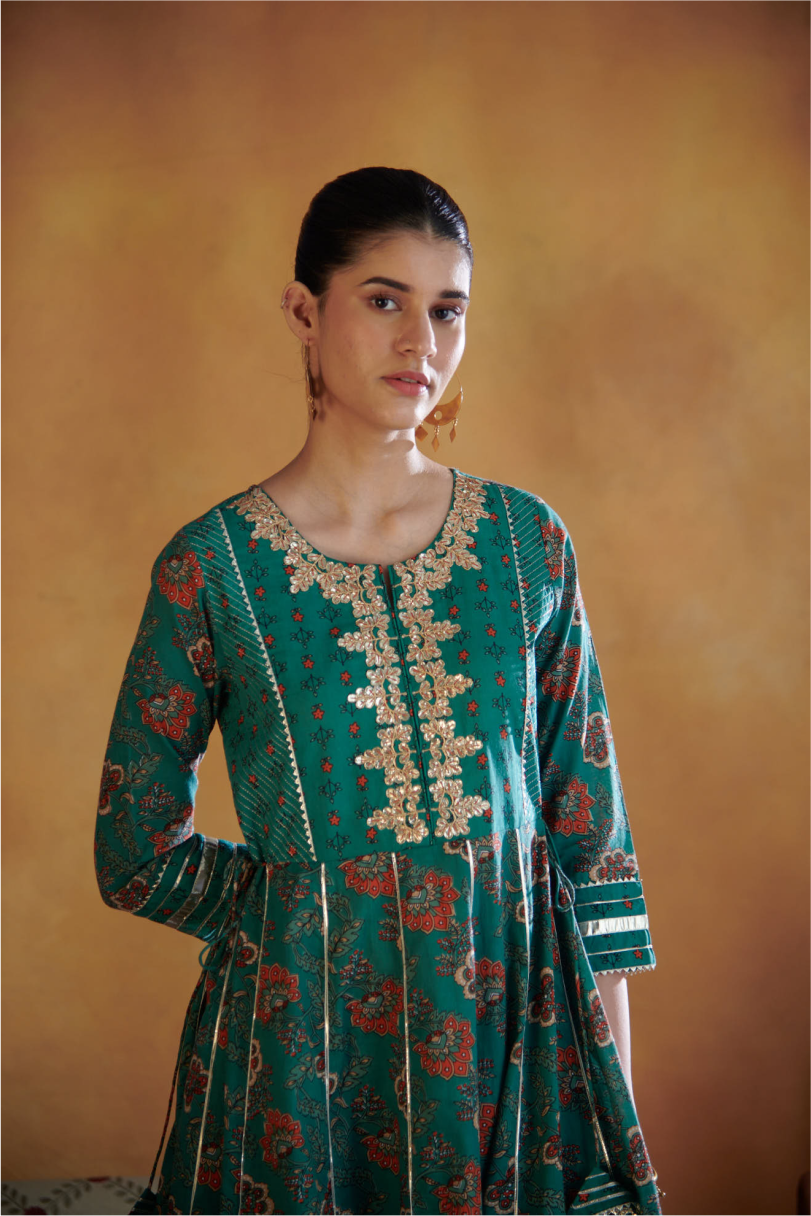 Ira Kurta Set - Rama Green