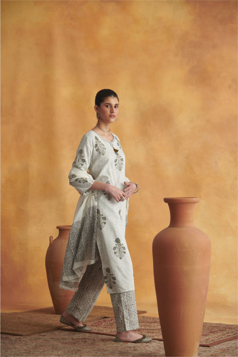 Ira Kurta Set - Off White