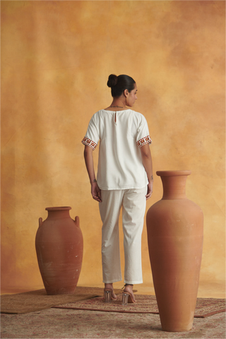 Eshana Top - Off White - Round Neck